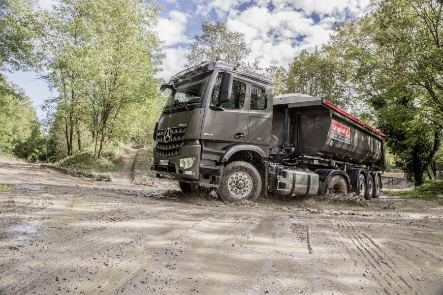  Mercedes-Benz Arocs 1846 LS HAD 2017 года  (фото 11 из 17)